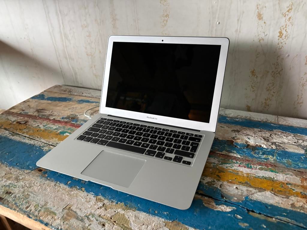 MacBook Air 13 inch / 1,8 Ghz / 121 SSD / Final Cut Pro, Computers en Software, Apple Macbooks, Ophalen, Qwerty, 8 GB, 13 inch