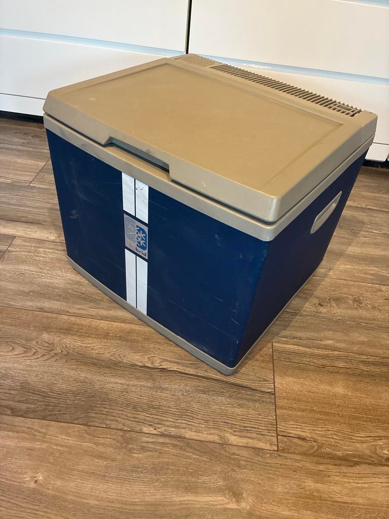 Mobicool Koelbox 12V/220V voor Auto, Camper, Camping, Caravans en Kamperen, Ophalen of Verzenden, Gebruikt, Koelbox, Elektrisch