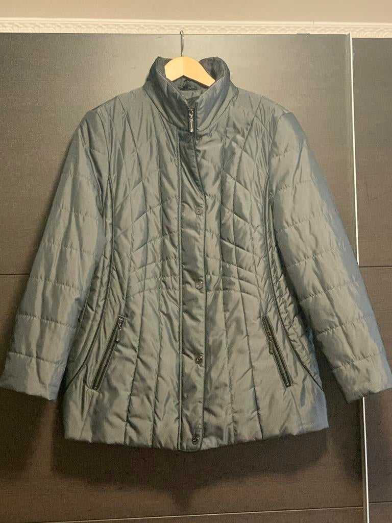 Grijze gewatteerde jas, Ophalen of Verzenden, Gedragen, Maat 42/44 (L), Grijs