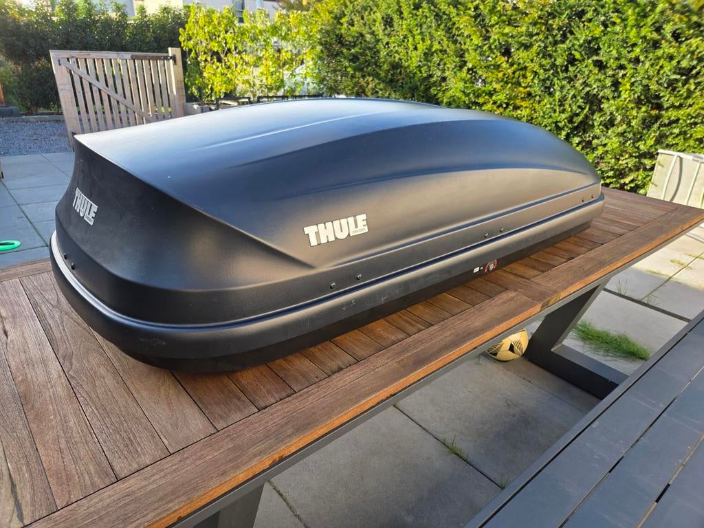 TE HUUR:Thule Dakkoffer, Tesla M3 dakdragers en sneeuwkett, Ophalen