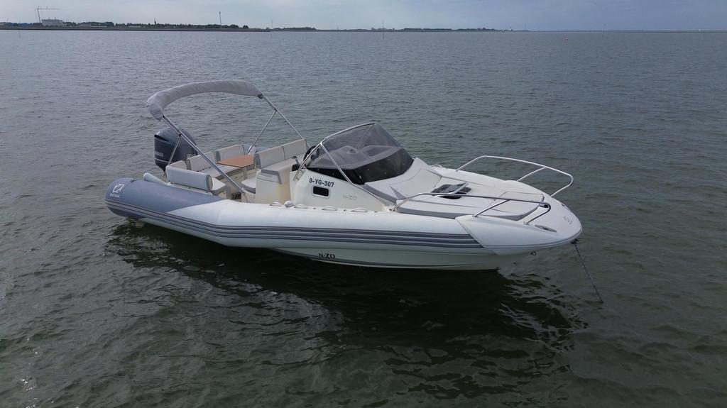 ZODIAC N-ZO 700 Cabin, Watersport en Boten, Rubberboten, Gebruikt, Benzine, 200 pk of meer, Zodiac