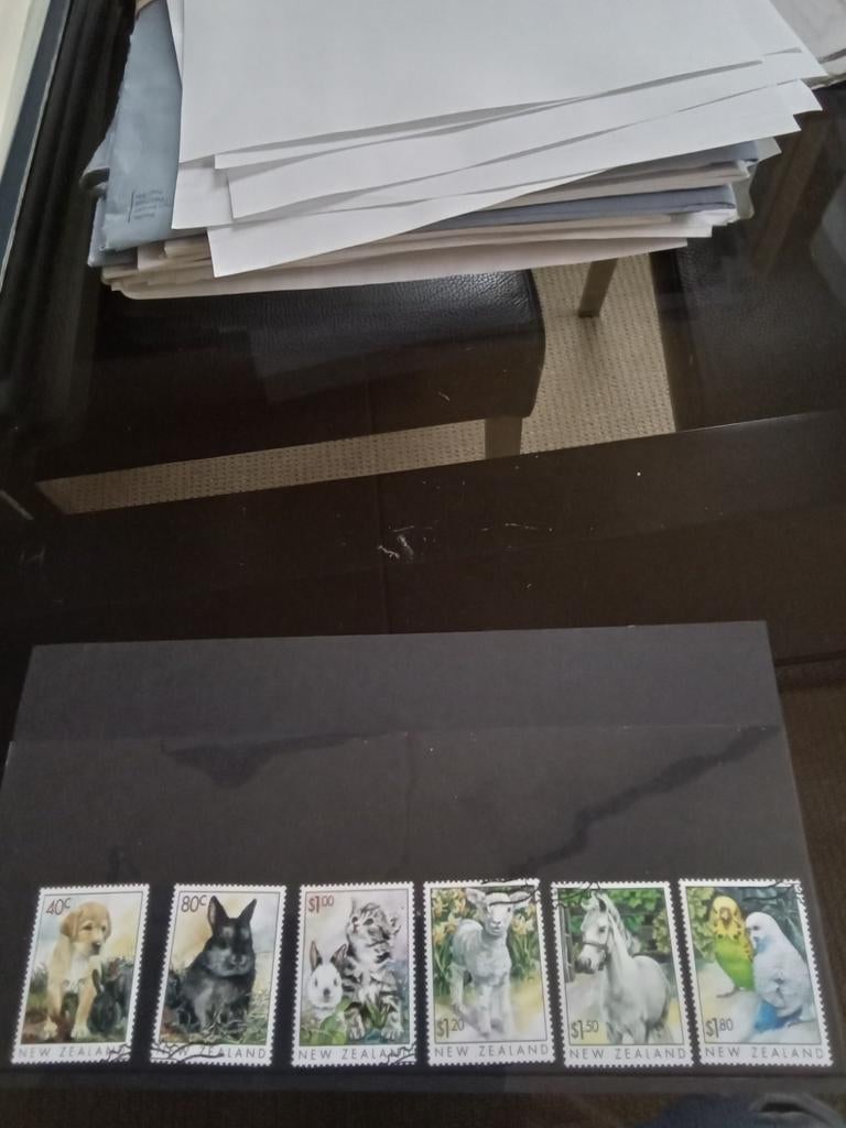 Nieuw Zeeland dierenzegels gebruikt, Ophalen