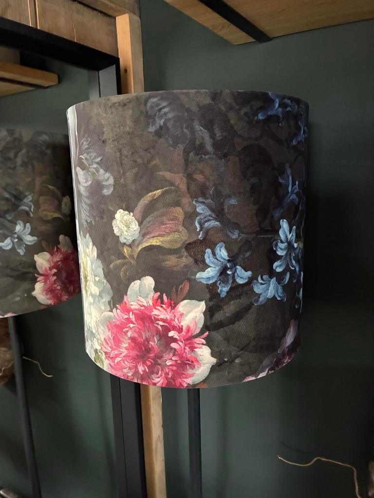 Lampenkap met bloemen, Huis en Inrichting, Lampen | Lampenkappen, Ophalen, Gebruikt, 25 tot 50 cm, Zwart