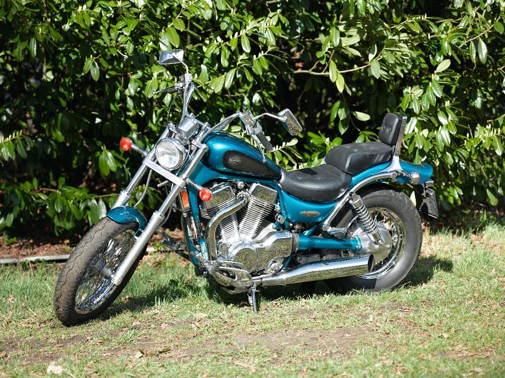 Suzuki Intruder 1400, Cardan-aandrijving, 2 cilinders, 1400 cc, Particulier