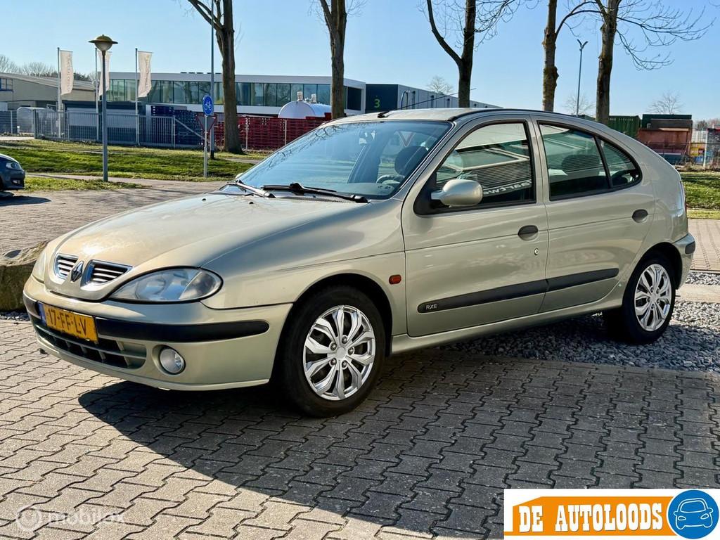 Renault Megane 1.6-16V RXE | Automaat | NAP | APK 03-2027, Auto's, 4 cilinders, 49 €/maand, Origineel Nederlands, 107 pk