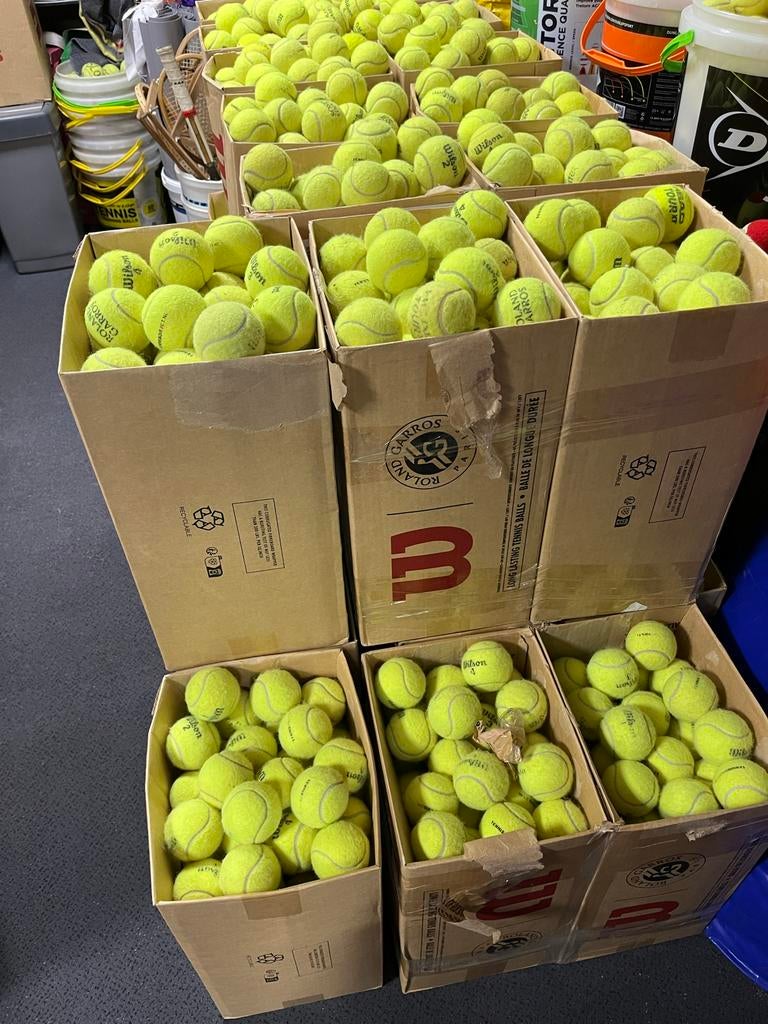 Heel veel gebruikte tennisballen., Ophalen, Gebruikt, Ballen, L00