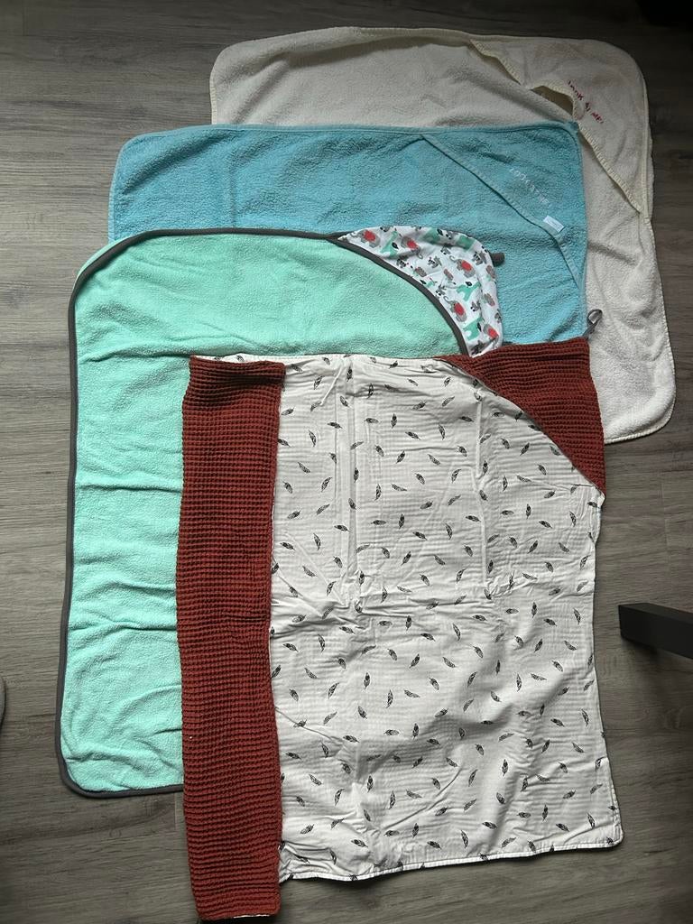 Set van 4 babydekens/swaddles - diverse kleuren en maten, Ophalen of Verzenden, Gebruikt, Jongen of Meisje