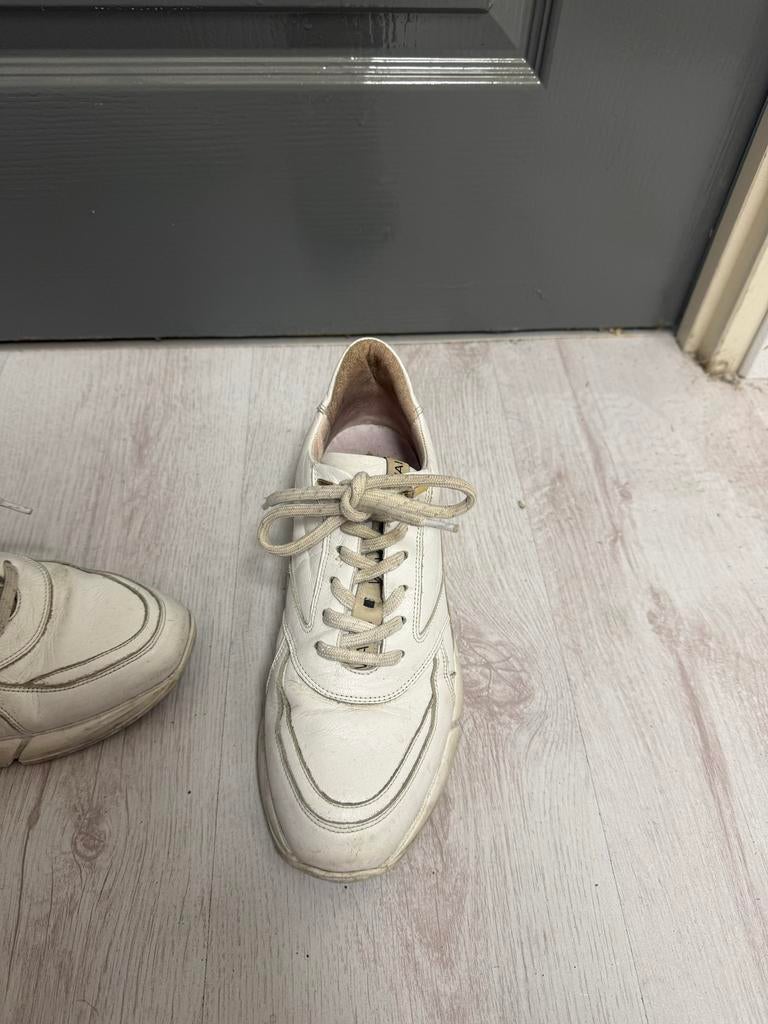 VIA VAI Witte Sneakers - Maat 39, Wit, Ophalen of Verzenden, Sneakers of Gympen, Zo goed als nieuw