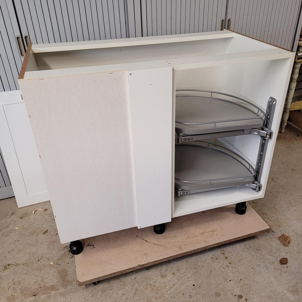 Keuken hoekkast met carrousel, Ophalen, Gebruikt, Wit, 50 tot 100 cm