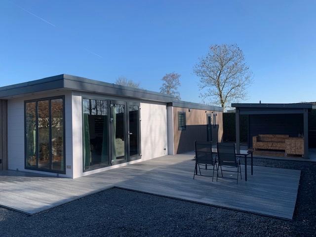 Te koop luxe chalet op kleinschalig 50+ park in Klarenbeek, Gelderland, 2 slaapkamers, 54 m², Chalet