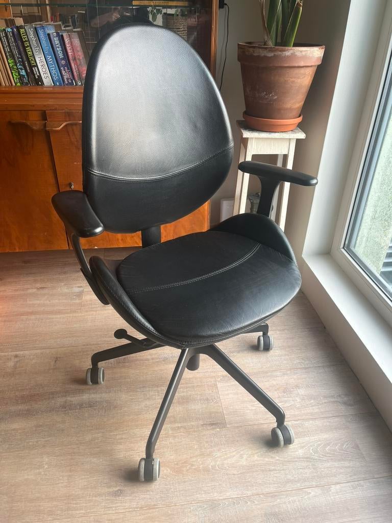 Ikea Hattefjäll zwart leer, Huis en Inrichting, Ophalen, Zo goed als nieuw, Zwart