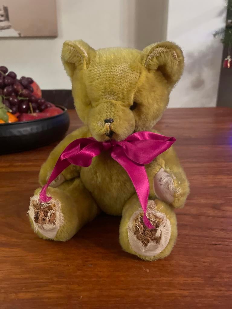 Antieke Teddybeer met Roze Strik, Ophalen of Verzenden
