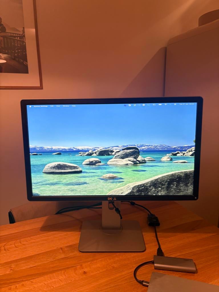 Dell Monitor - inclusief docking station and HDMI cable, Computers en Software, Monitoren, In hoogte verstelbaar, Full HD, Ophalen of Verzenden