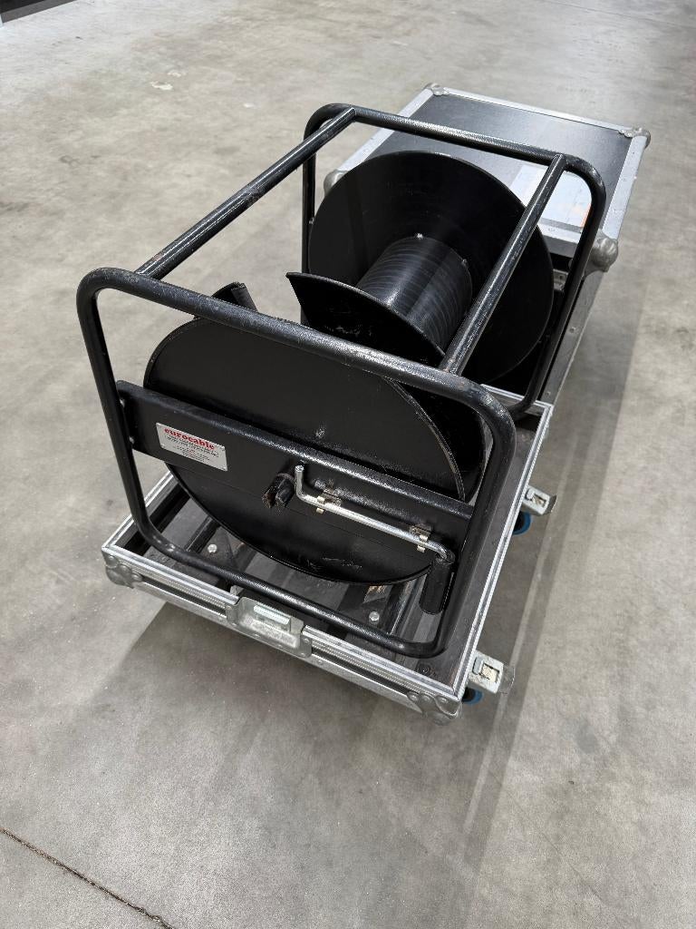 Flightcase - Multikabelkist met haspel, Muziek en Instrumenten, Ophalen, Gebruikt, Overige instrumenten, Flightcase