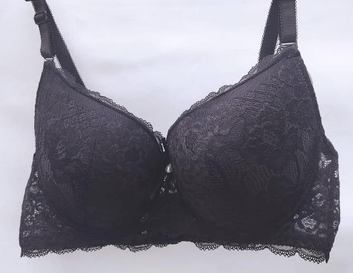 H&M voedings BH zwart kant maat 85E, H&M, Zwart, Ophalen of Verzenden, Zo goed als nieuw