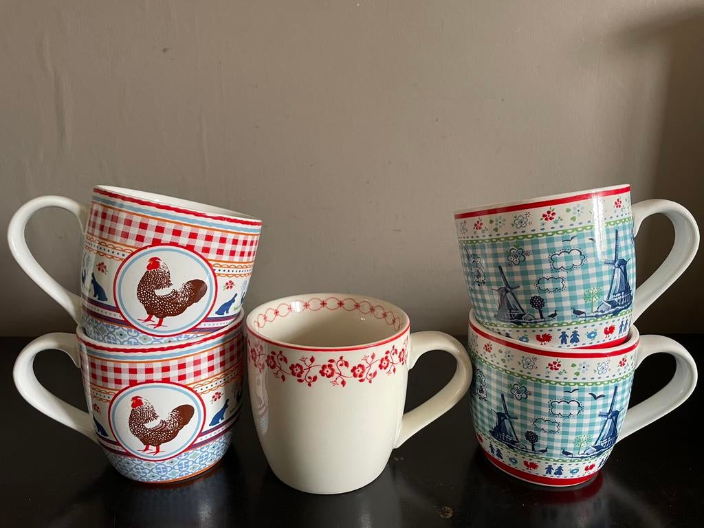 5 Albert Heijn mokken met kippen en molens, Huis en Inrichting, Ophalen of Verzenden, Zo goed als nieuw, Overige stijlen, Kop(pen) en/of Schotel(s)