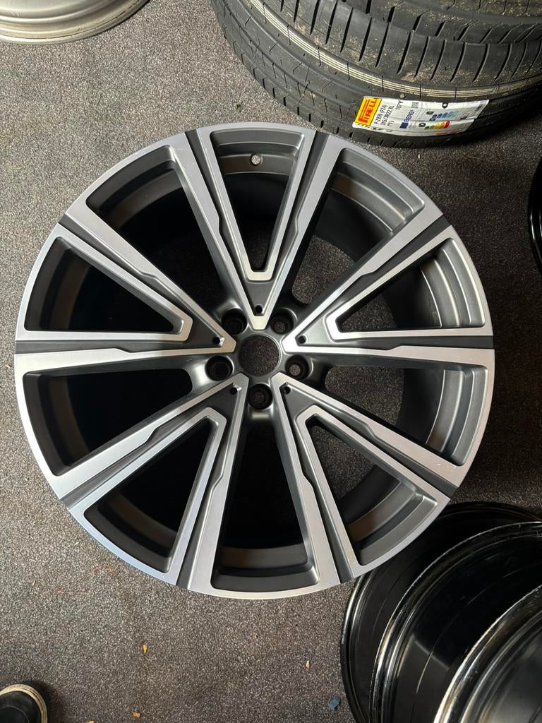 Bmw 746i Velgen 22 inch X5 X6 G05 G06 Individual Origineel, Auto-onderdelen, Banden en Velgen, Ophalen of Verzenden, Velg(en)