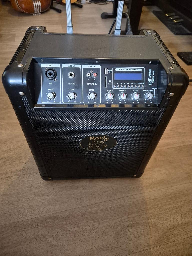 Gatt Monty-8 22 Watt Portable Sound, Ophalen, Gebruikt, Minder dan 500 watt