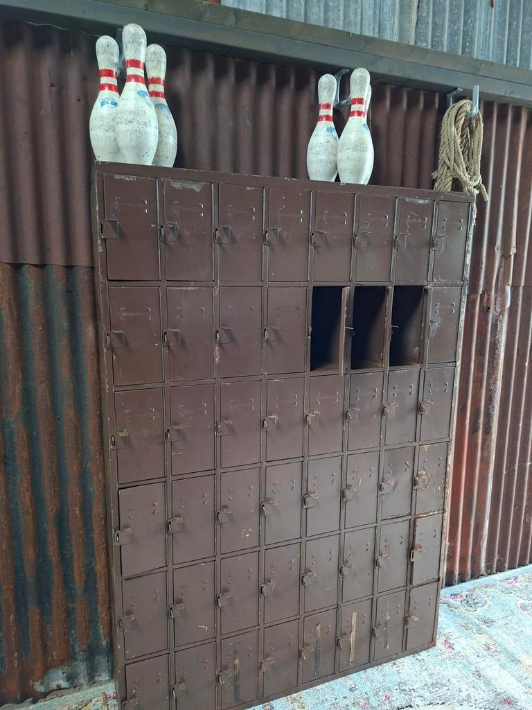 Antieke Franse Locker - 48 Kluisjes, Ophalen