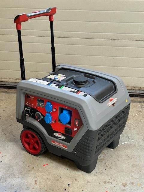 ACTIE B&S Q6500 generator met omvormer voor stabiele stroom!, Benzine, Nieuw, Ophalen of Verzenden, Geluidgedempt