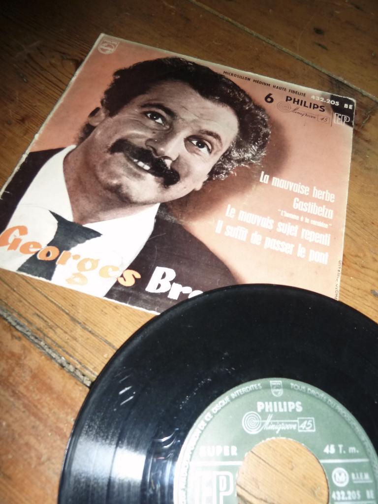 EP Georges Brassens ‎– La Mauvaise Herbe 1958, Ophalen of Verzenden, Gebruikt, Pop, EP