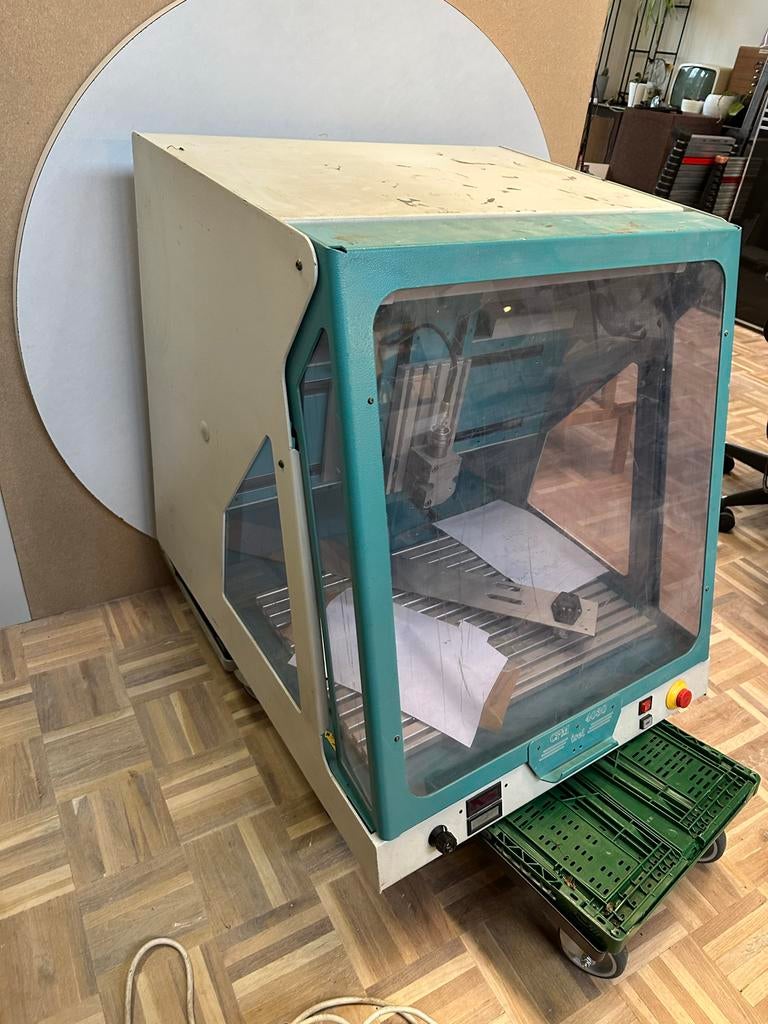 Isel CPM 4030 freesmachine, Ophalen, Gebruikt, Elektrisch, Overige soorten