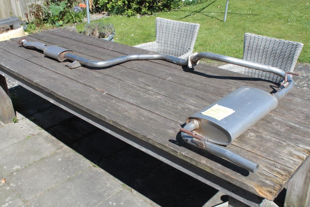 Nagelnieuwe uitlaatlijn tbv Mazda 323 (BA) 1.5l 3-deurs., Ophalen, Nieuw, Mazda