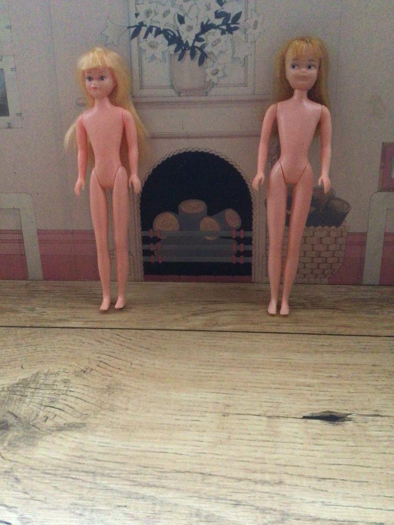 Vintage Hong Kong barbie clones, Verzamelen, Poppen, Ophalen of Verzenden, Gebruikt, Pop