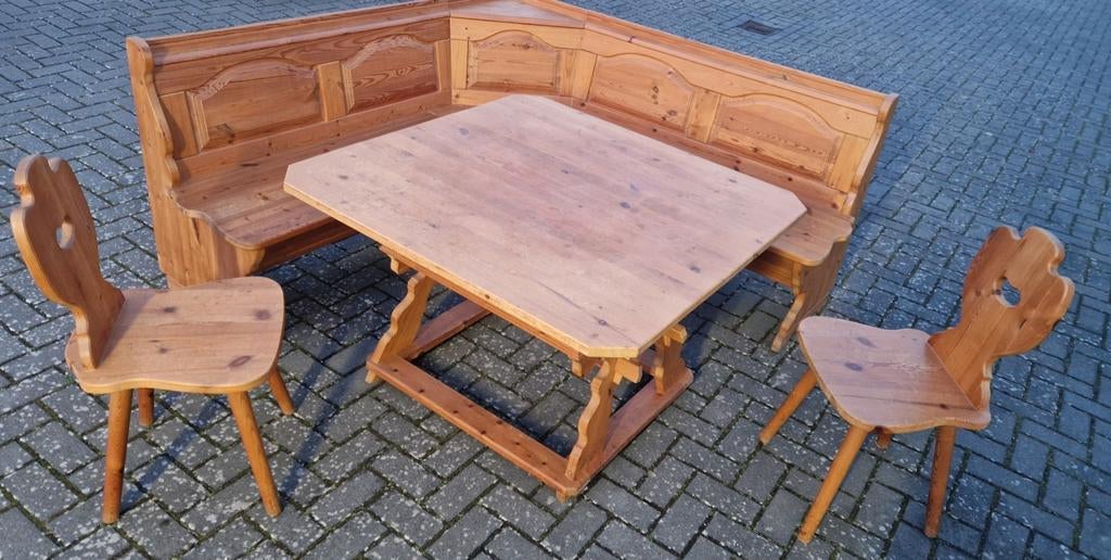 Ambachtelijk Robust Zwitserse Oostenrijkse Eethoek zithoek, Huis en Inrichting, Ophalen, Gebruikt, Hout, Zwitserse Oostenrijkse Eethoek zithoek hoekbank