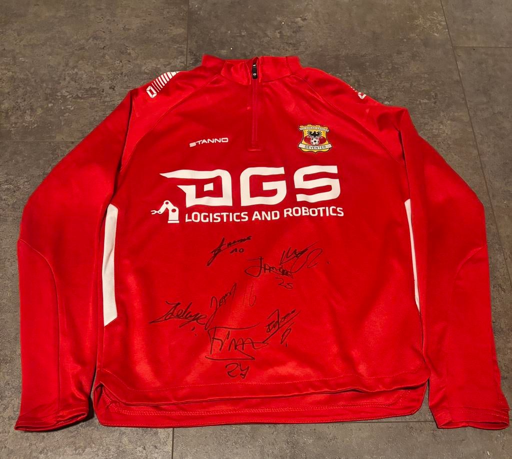 Eagles shirt met 7 handtekening van spelers/oudspelers., Ophalen of Verzenden, Zo goed als nieuw, Voetbal, Rood