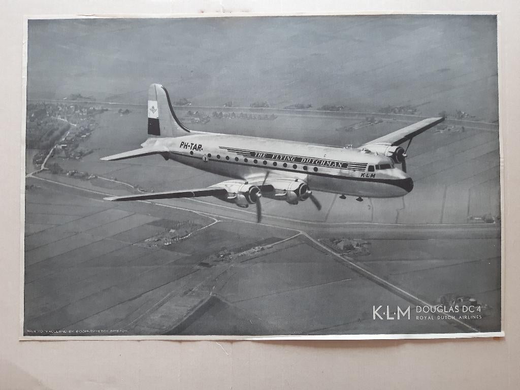 Originele poster KLM Douglas DC-4, Gebruikt, Rechthoekig Liggend, Ophalen of Verzenden, A1 t/m A3