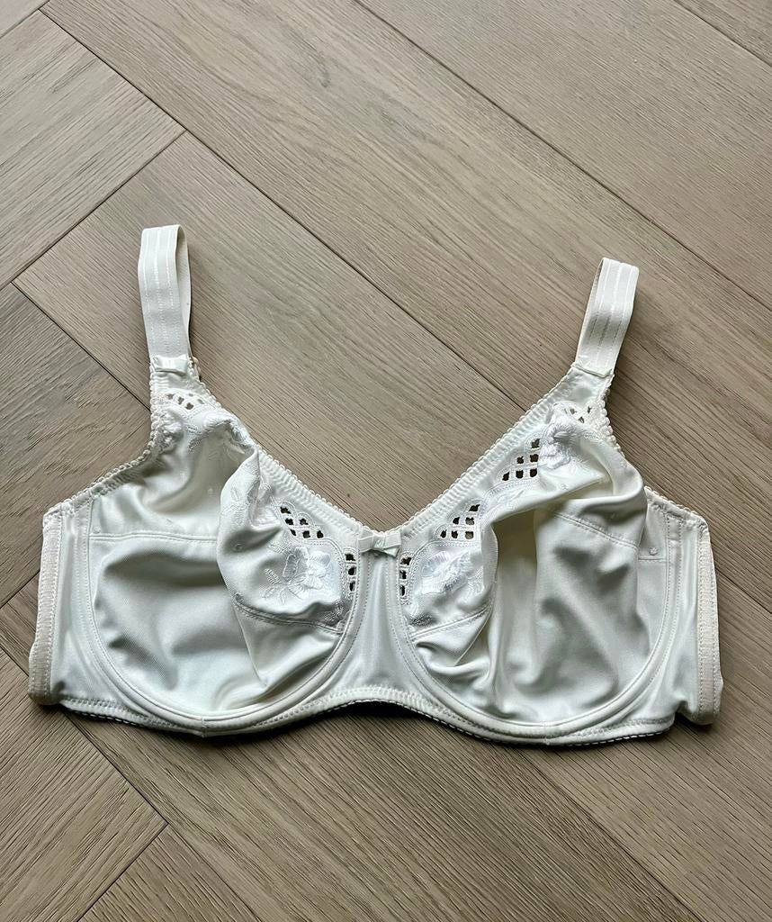 Prima Donna 80F Sambal Ivoor FullCup (LEES BESCHRIJVING), Overige kleuren, Ophalen of Verzenden, BH