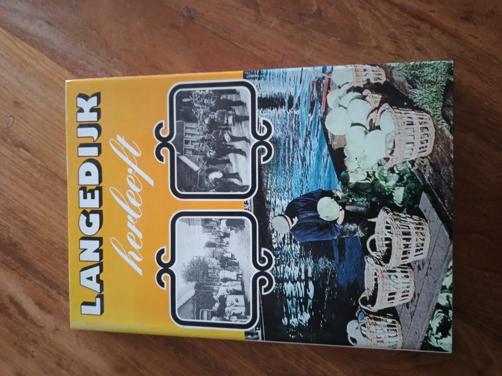 Langedijk herleeft. Boek over Langedijk geschiedenis met hee, Ophalen of Verzenden, Zo goed als nieuw