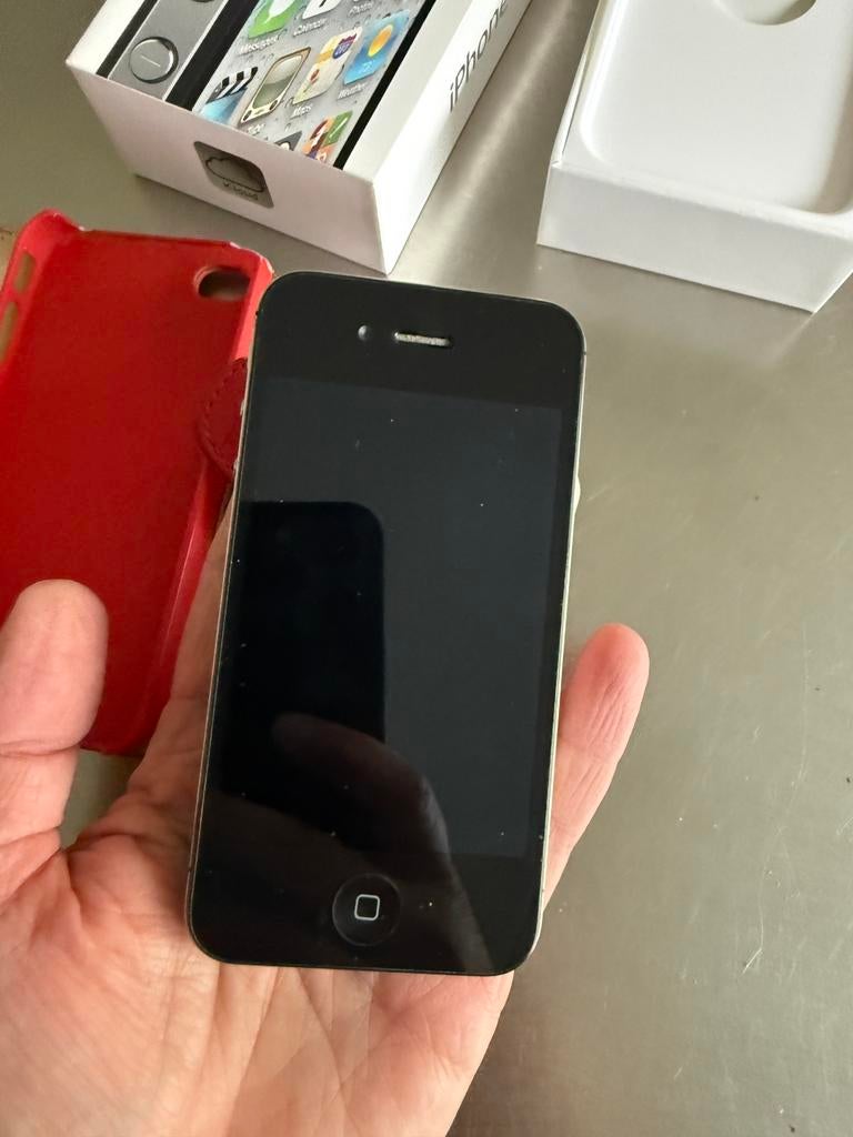 Oude iPhones incl doosjes, Telecommunicatie, Mobiele telefoons | Apple iPhone, Gebruikt, 128 GB, iPhone 4S, Zwart, Ophalen of Verzenden