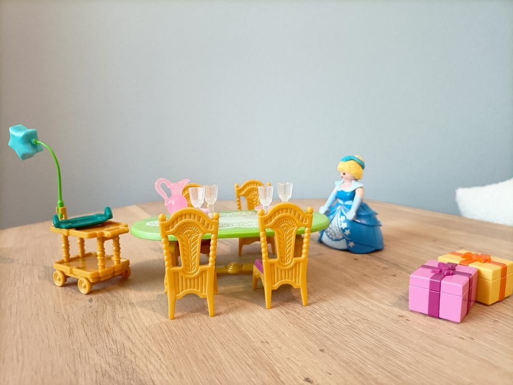 Het diner, Ophalen, Zo goed als nieuw, Complete set