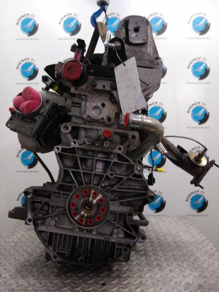 VOLVO V70 MOTOR 2005, Auto-onderdelen, Motor en Toebehoren, Ophalen of Verzenden, Gebruikt, Stiba lid