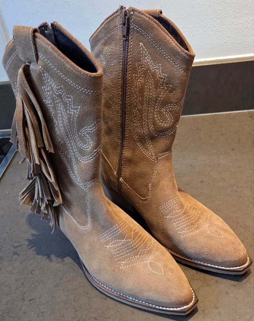Cowboy laarsjes PS Poelman MOCO suède met franjes beige, Kleding | Dames, Schoenen, Ophalen of Verzenden