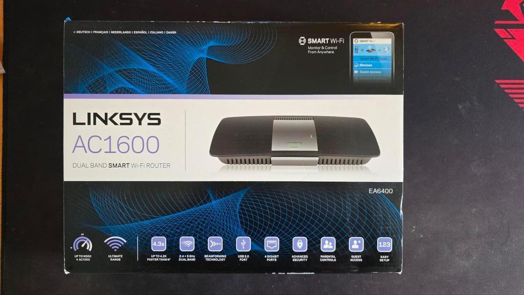 Linksys Draadloze Router - Switch, Ophalen of Verzenden, Gebruikt, Router, Linksys