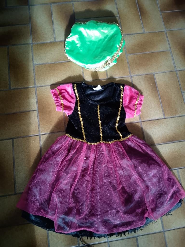 Pietenpak maat 4-6 jaar - Carnaval, Ophalen, Gebruikt, 104 of kleiner, Meisje