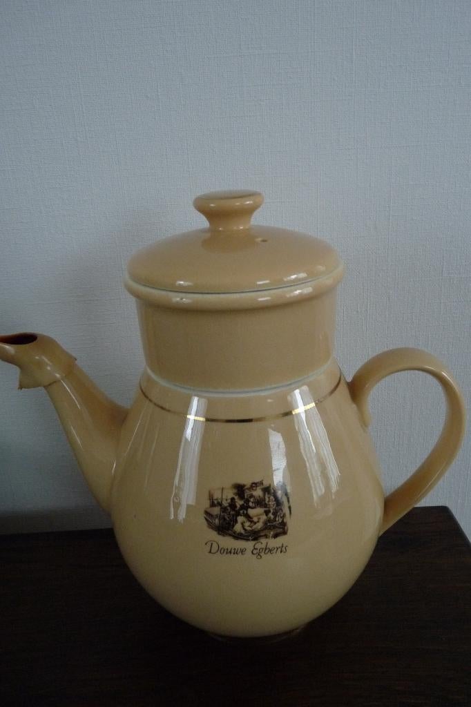 D.E. koffiepot, Verzenden