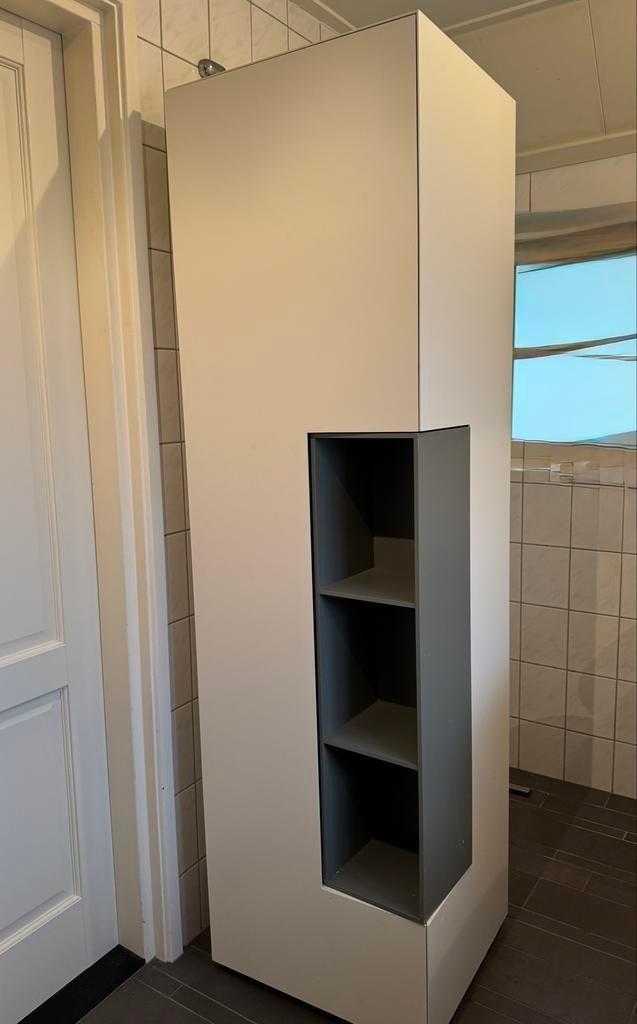 MDF Italia Inmotion kolomkast - Stijlvol & Praktisch, Ophalen, Overige materialen, Gebruikt, 50 tot 100 cm