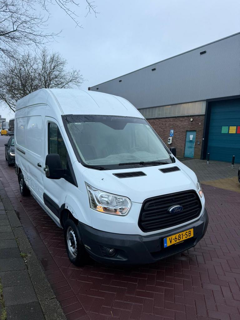 Ford Transit 2015 L2 H2, Zwart, 100 pk, Particulier, Ford