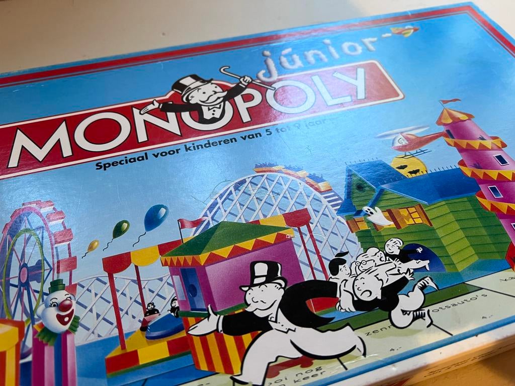 Monopoly Junior nieuw!, Drie of vier spelers, Ophalen of Verzenden, Nieuw