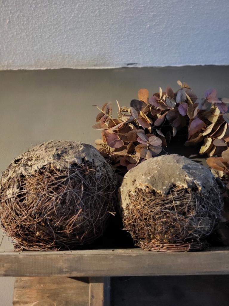 2x leembal van VOC - sober landelijk, Ophalen of Verzenden