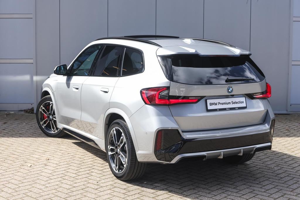 BMW X1 xDrive25e High Executive M Sport Automaat / Panoramad, Met garantie (alle), Origineel Nederlands, Bedrijf, Hybride Elektrisch/Benzine