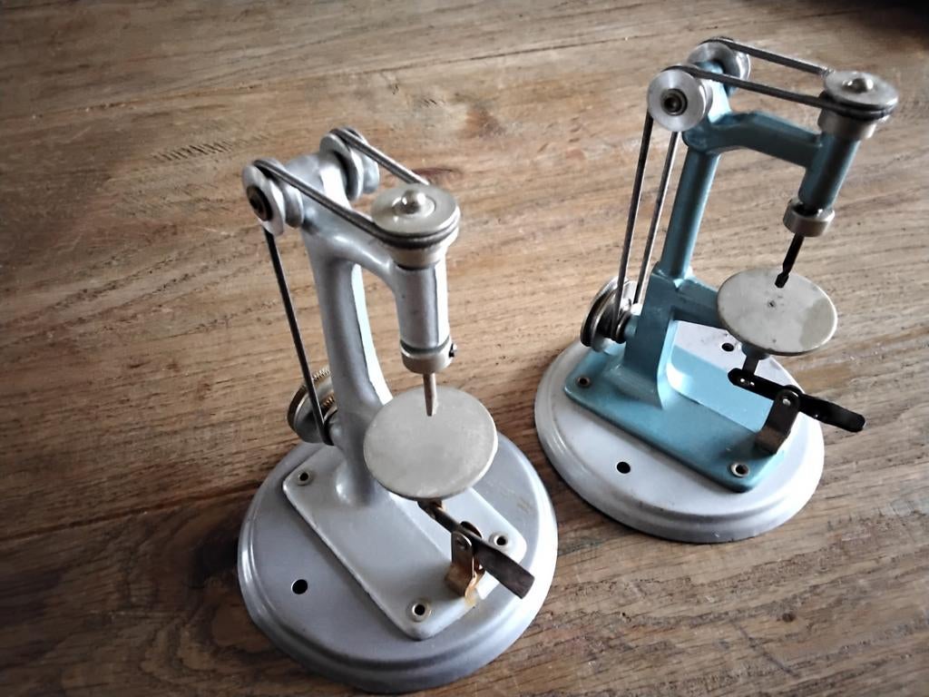 Twee stoommachine aandrijfmodellen  kolomboormachine, Ophalen of Verzenden, Groter dan 1:32