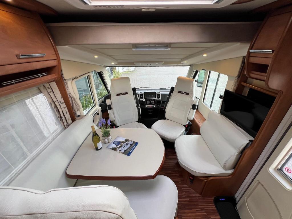 Carthago Chic C-Line I 5.0 QB Queensbed, Hefbed, Automaat!, Caravans en Kamperen, Campers, Ringverwarming, Bedrijf, Diesel, Carthago