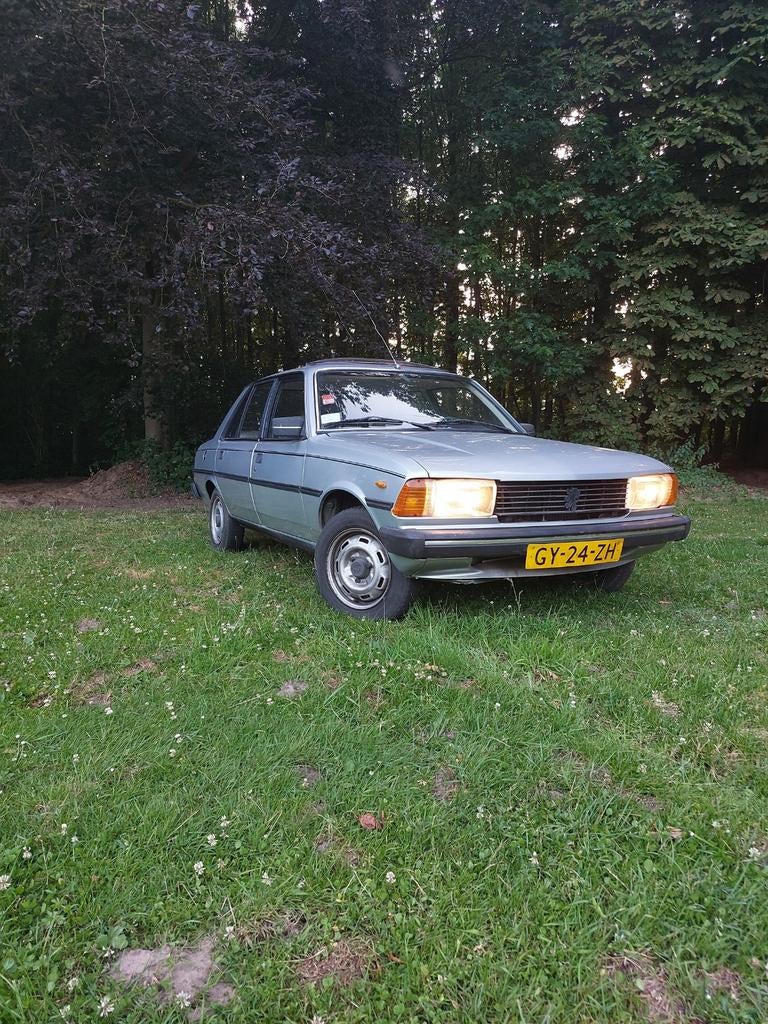 Peugeot 305sr 1.5 1981 Grijs, Voorwielaandrijving, Stof, 4 cilinders, 1472 cc