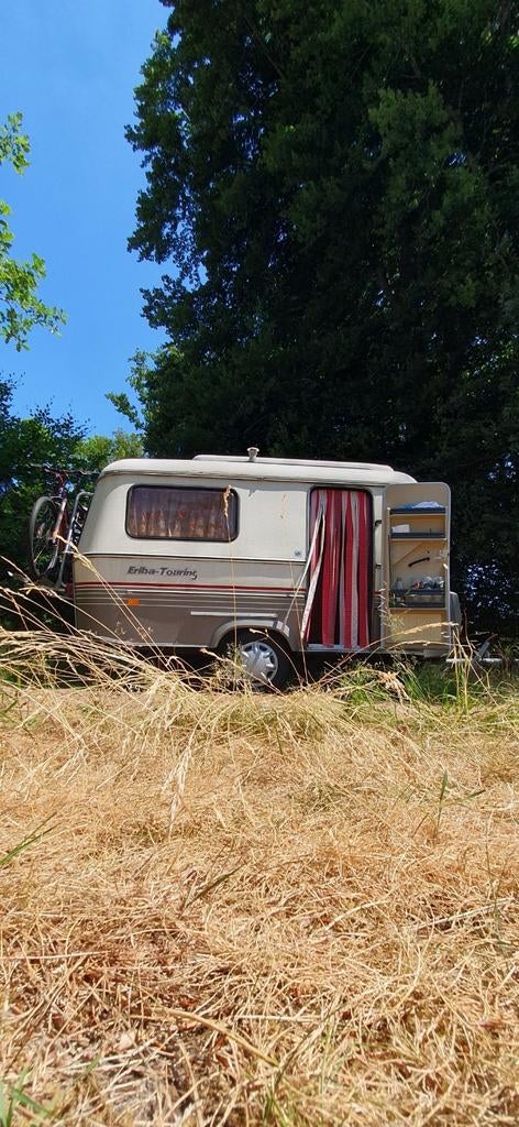 Eriba Touring Familia caravan met voortent, Standaardzit, Tot en met 2, Particulier, Dwarsbed