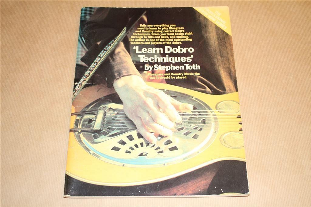 Learn Dobro Techniques [gitaar] - Stephen Toth, Ophalen of Verzenden, Gelezen, Artiest
